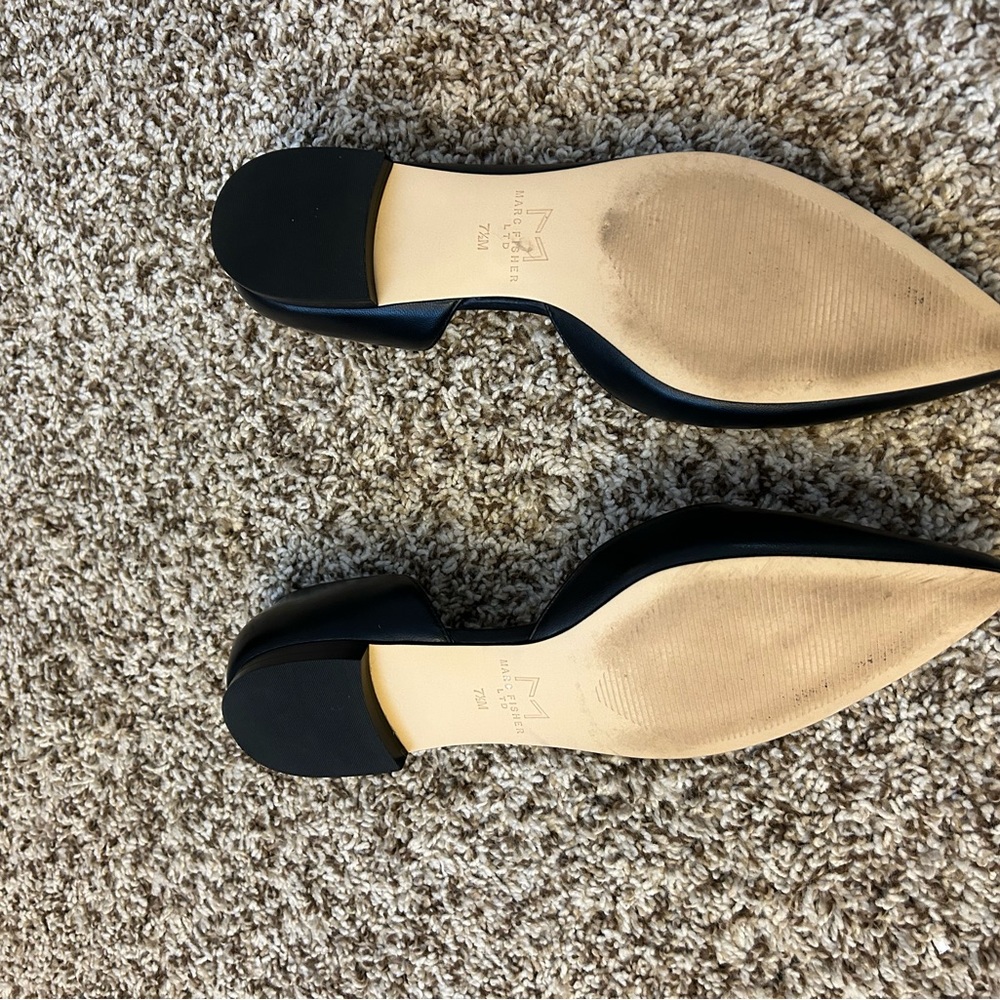 Perfect Marc Fisher barely worn work flats! - Picture 2 of 4